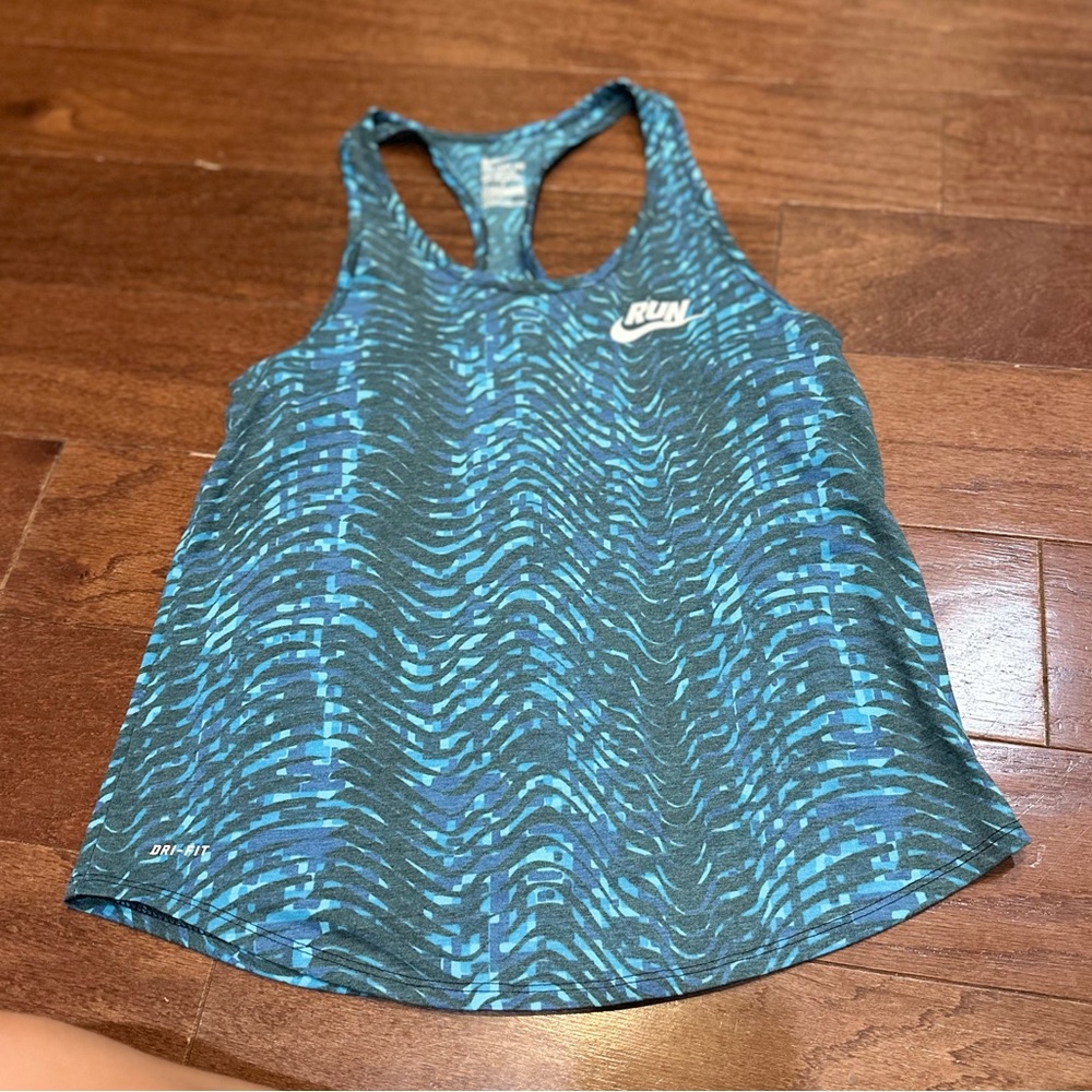 Nike Dri-fit Blue Athletic Cut Tank Size Medium Running Top
